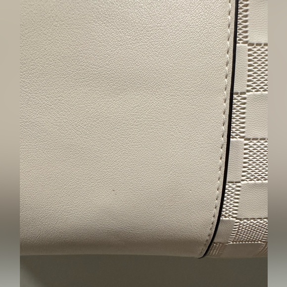 Tahari Cream Shoulder Bag - Picture 11 of 16
